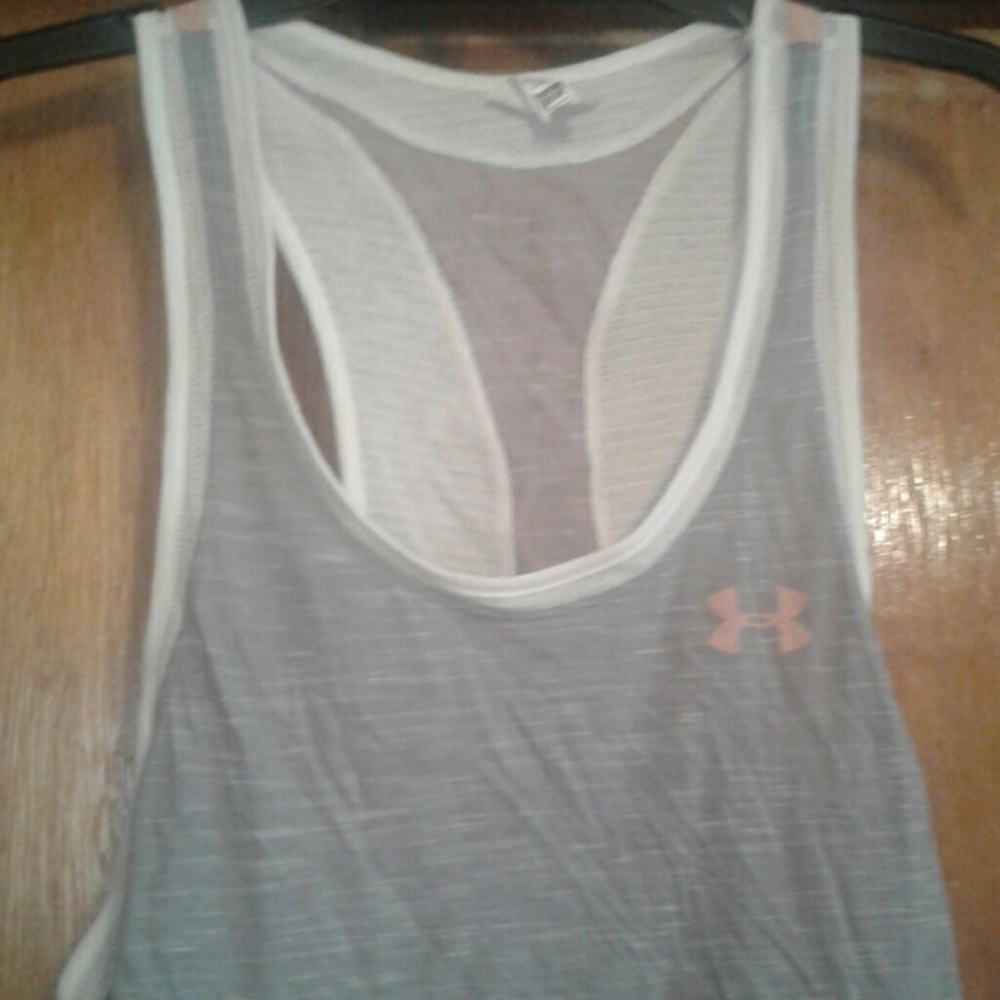 Under Armour tank - Picture 2 of 7